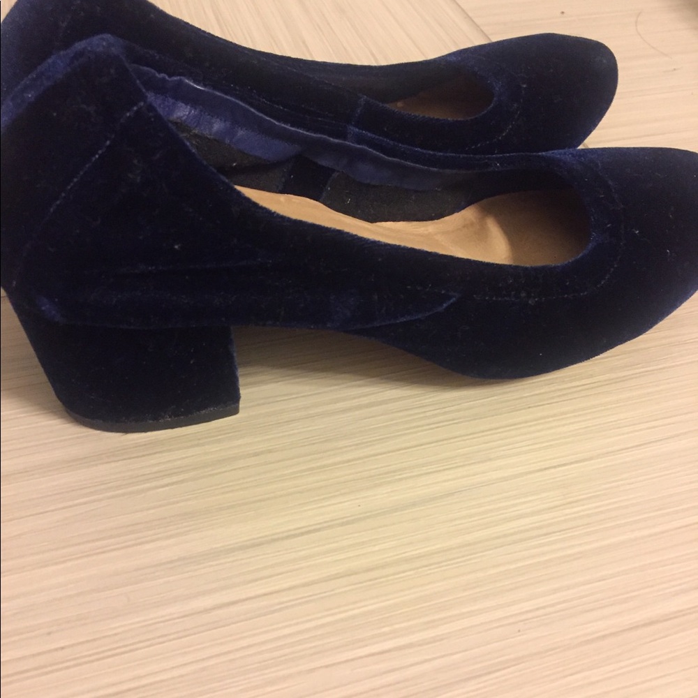 Velvet blockheels